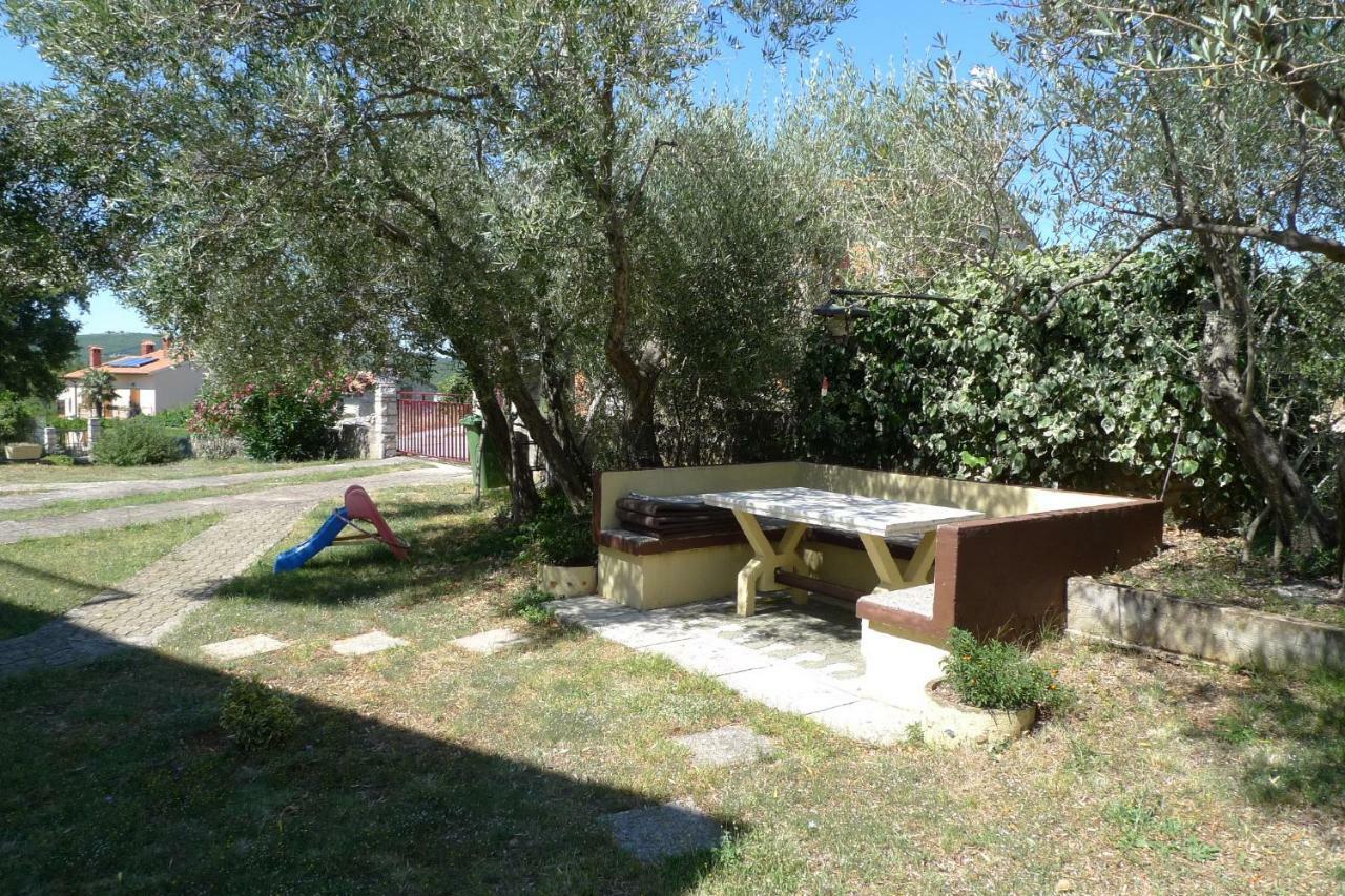 Apartments Smolica Labin  Exterior foto